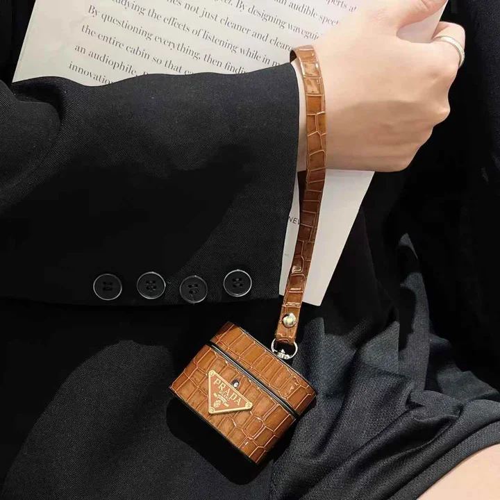 PRADA 三角ロゴairpods 4 ケース
