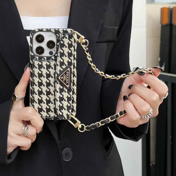 prada iphone16 proケース 手提げ ストラップ付き
