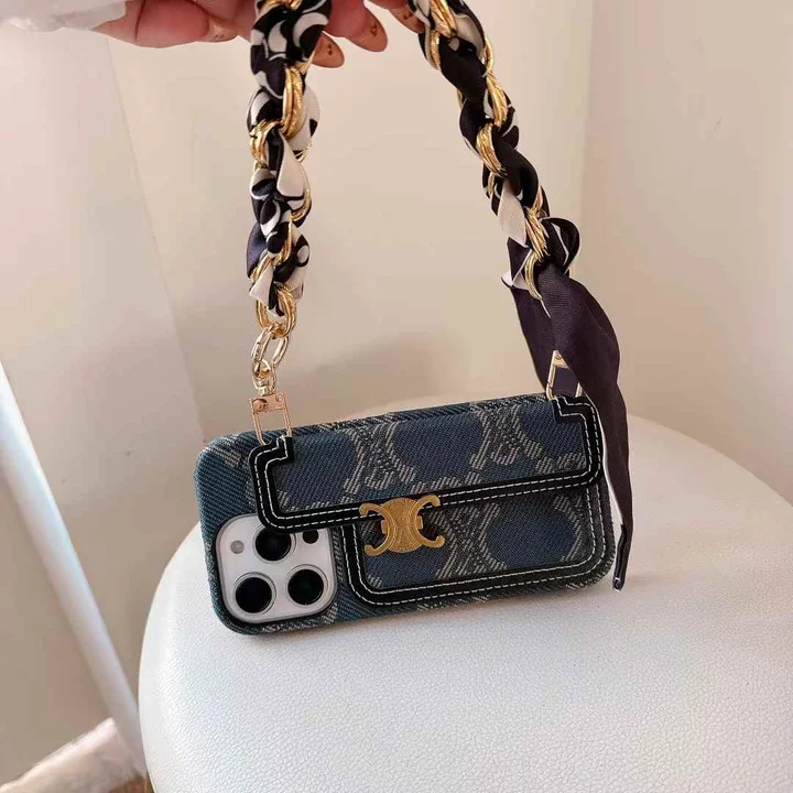 celine iphone16ケース手持ちチェーンハンドル
