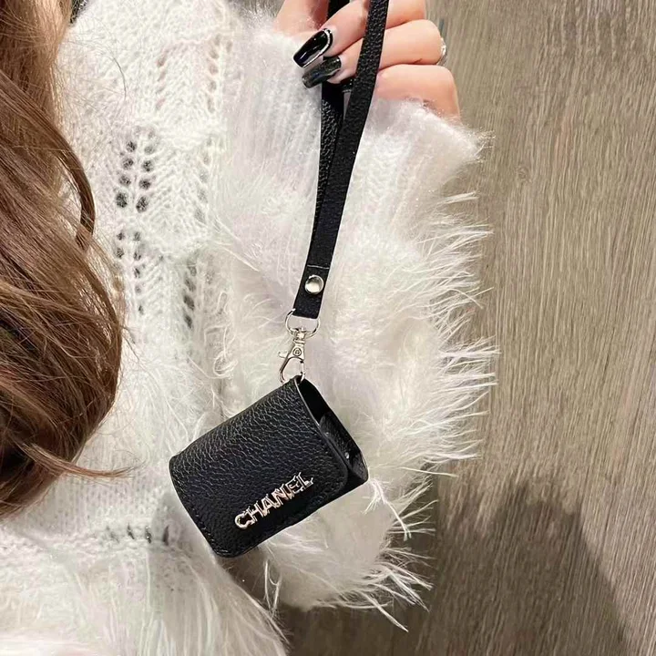 シャネルairpods 4カバーストラップ付き 