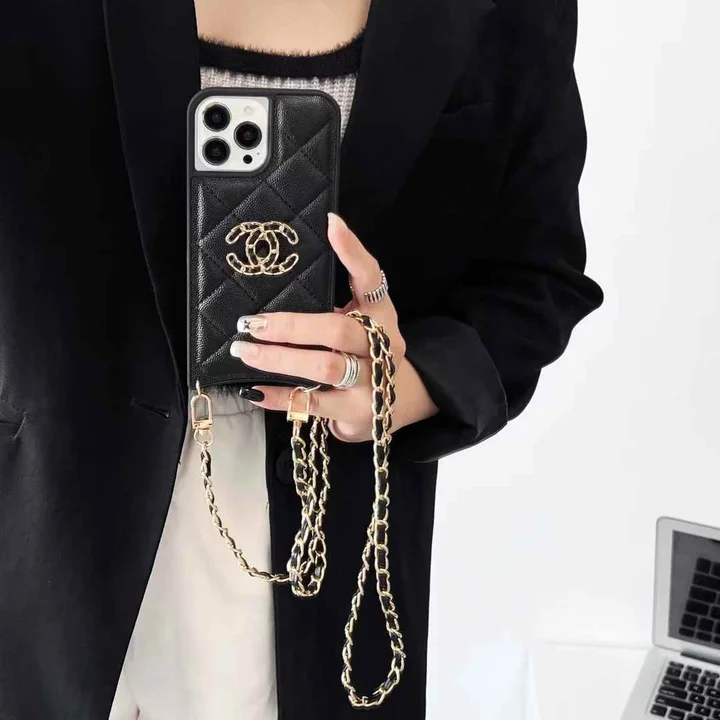 chanel iphone16 proケースチェーン付き