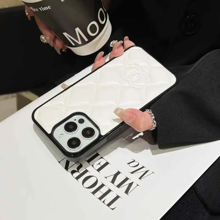 耐衝撃iphone16シャネルスマホケース