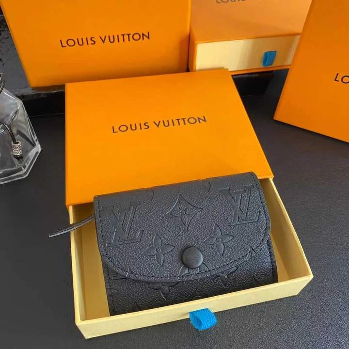 LOUIS VUITTON コインケース レデイース