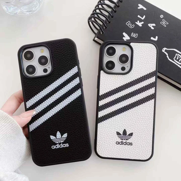 iPhone16Eカバー Adidas