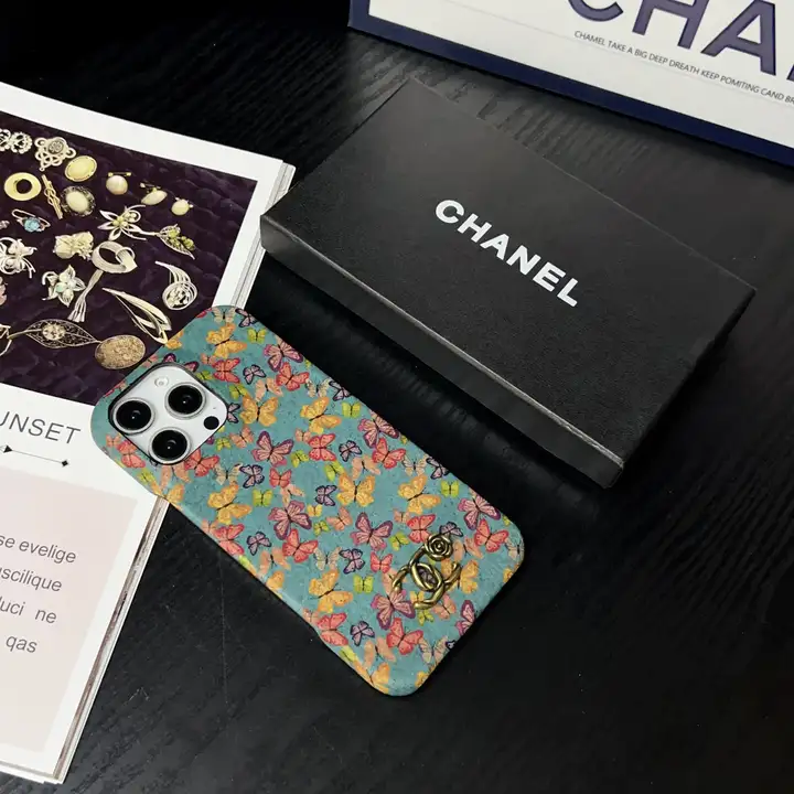 chanel iphone16携帯ケース レトロ メタルココマーク