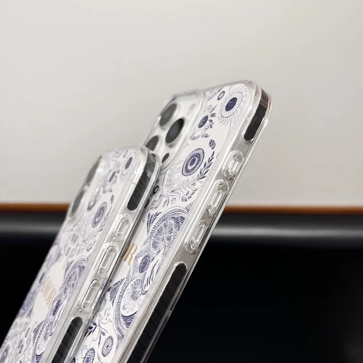 DIOR iphone16 pro maxケース 落下防止 防振