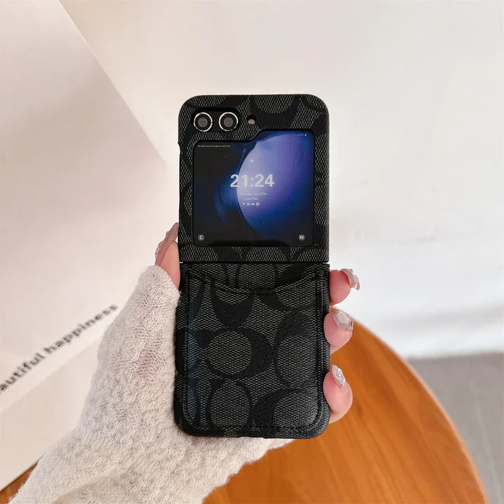 人気 galaxy ZFold3 スマホケース コーチ