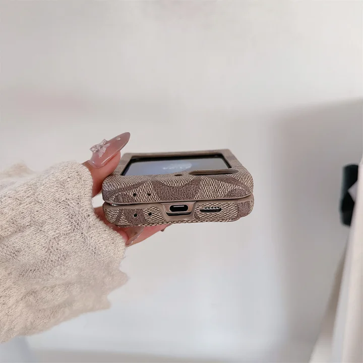 ギャラクシー ZFold3 携帯ケースcoach風
