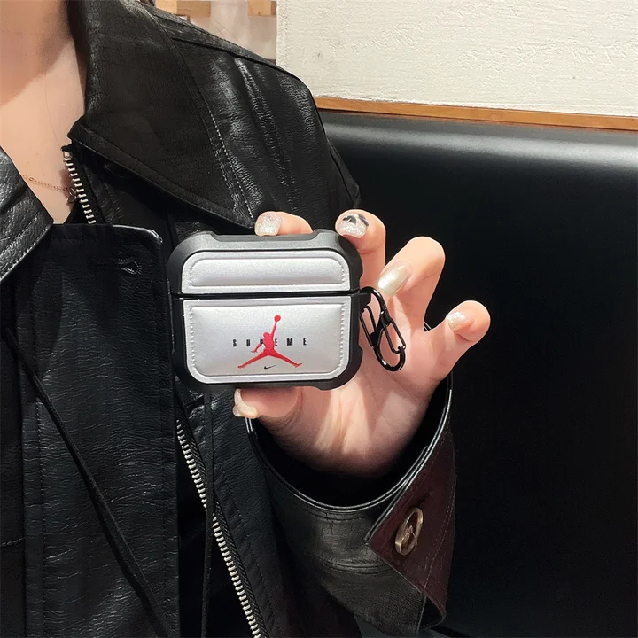 第 四 世 代