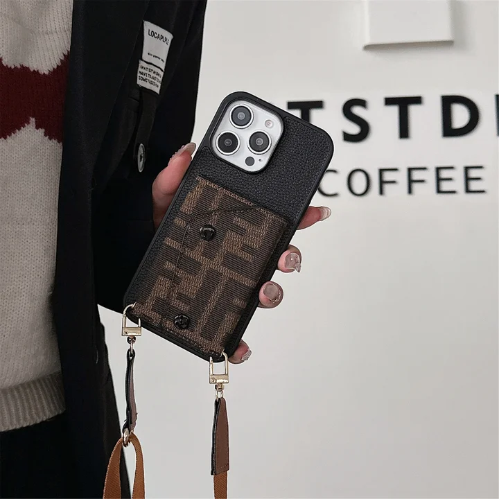 Fendi iphone16 proケース ストラップ付き