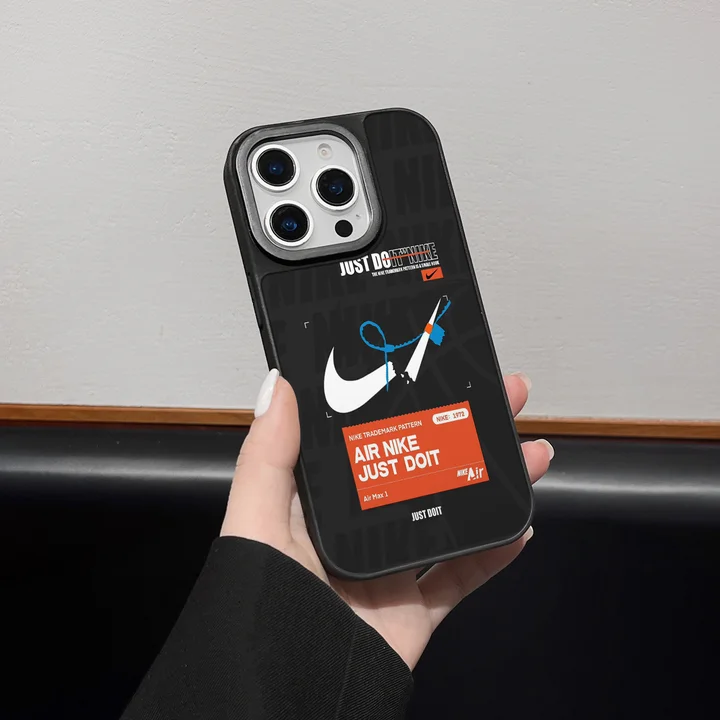 nike iphone16アクリルケース