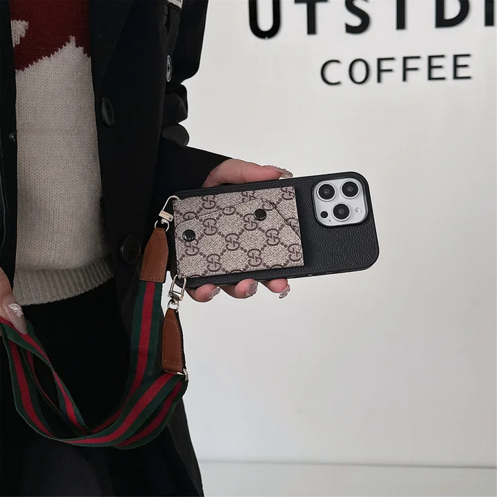 gucci iphone16eケース カード収納