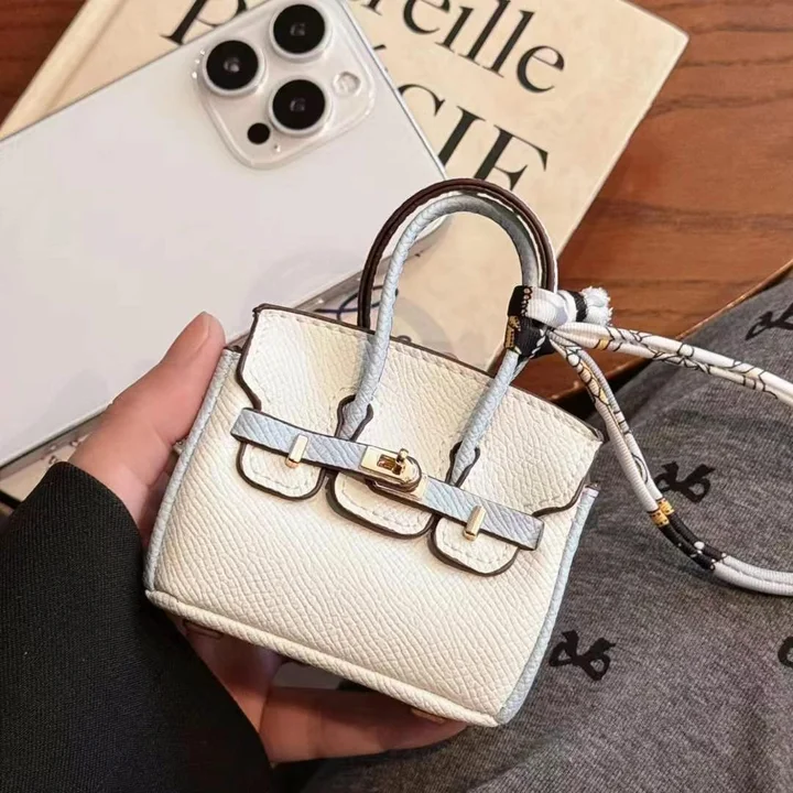airpods4ケース HERMES