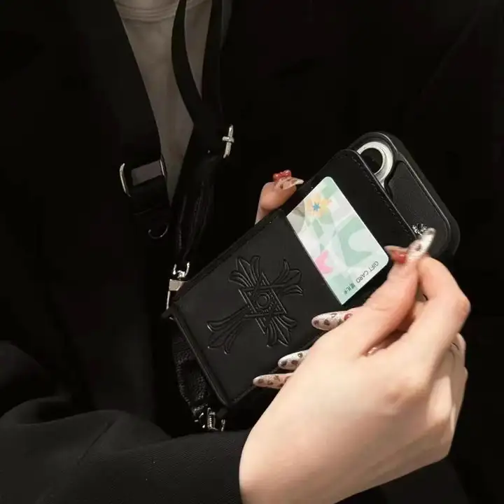 chrome hearts iphone 16 proケース ストラップ付き