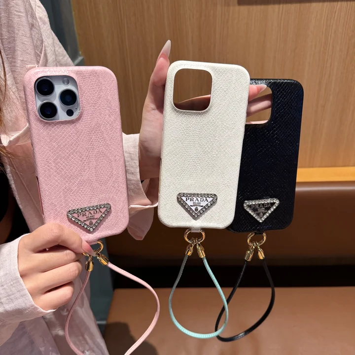 プラダ iphone 16 pro 携帯ケース 本革