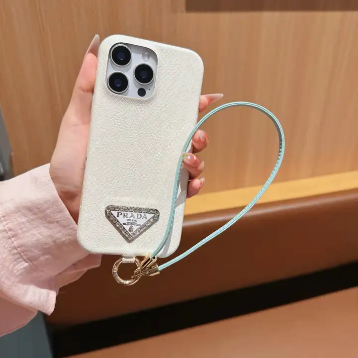 Prada iphone 16 スマホケース お 揃い