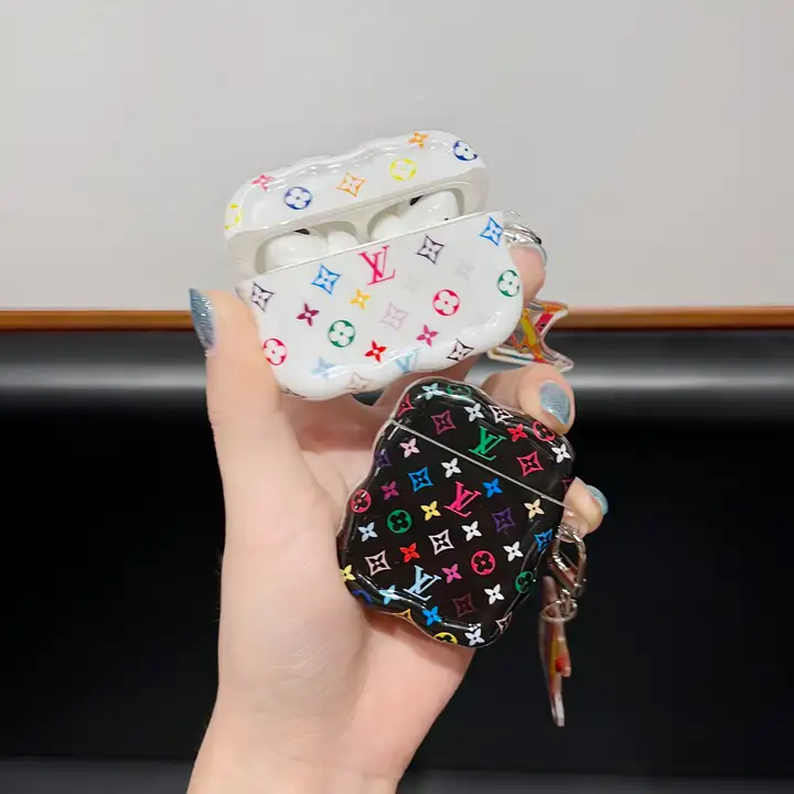 ハイブランドairpods4ケース チャーム