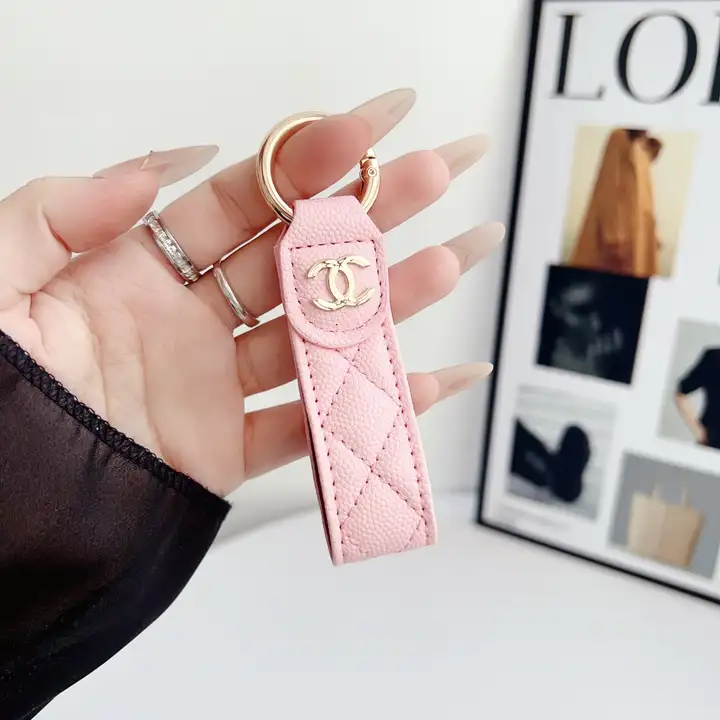 chanel キーリング ストラップ型