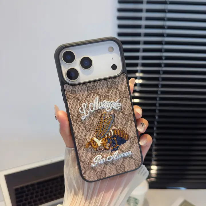 グッチ iphone17proケース 人気
