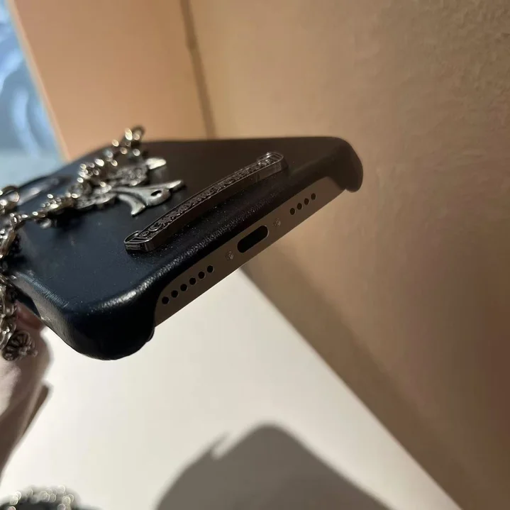 ハーツ iphone17ケース 男性