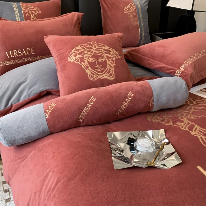 Versace ベッドカバー おしゃれ