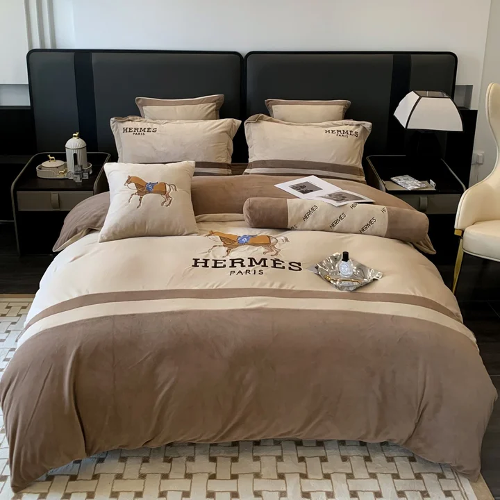 Hermes ベッド用品 秋冬対応