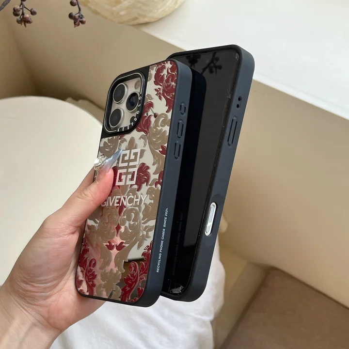 Givenchy iPhone17promaxケース メッキ加工