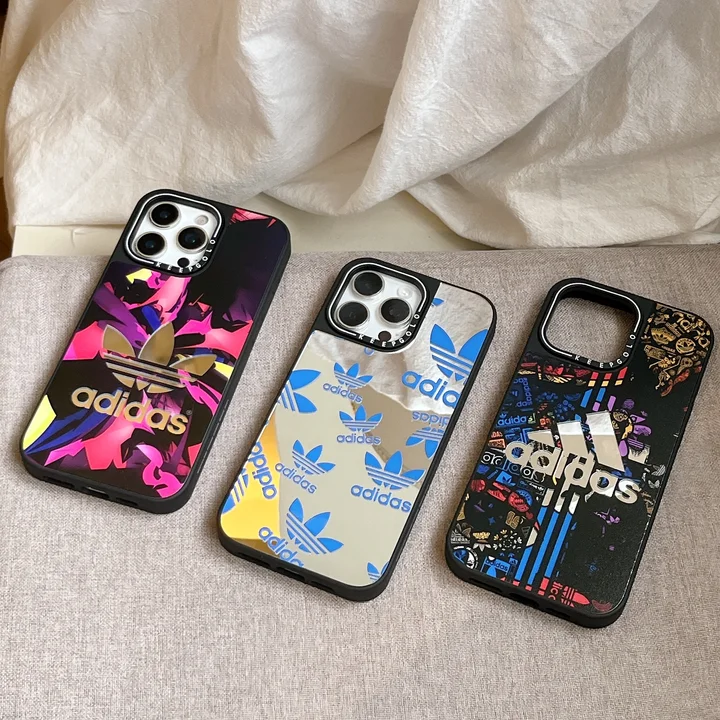 adidas iphone17proケース 高校生 可愛い