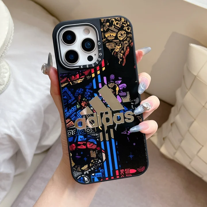 アディダスiphone17proケース レンズ保護
