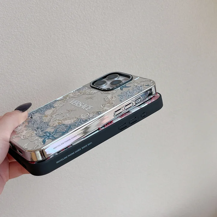 versace iphone17携帯ケース magsafe対応