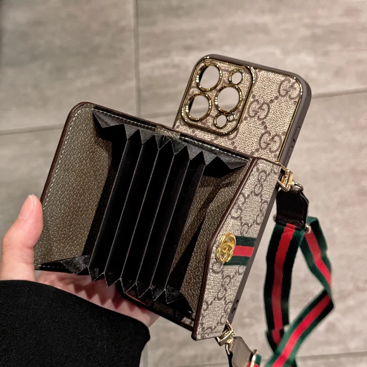 gucci iphone17ケース 落下防止 ストラップ付き