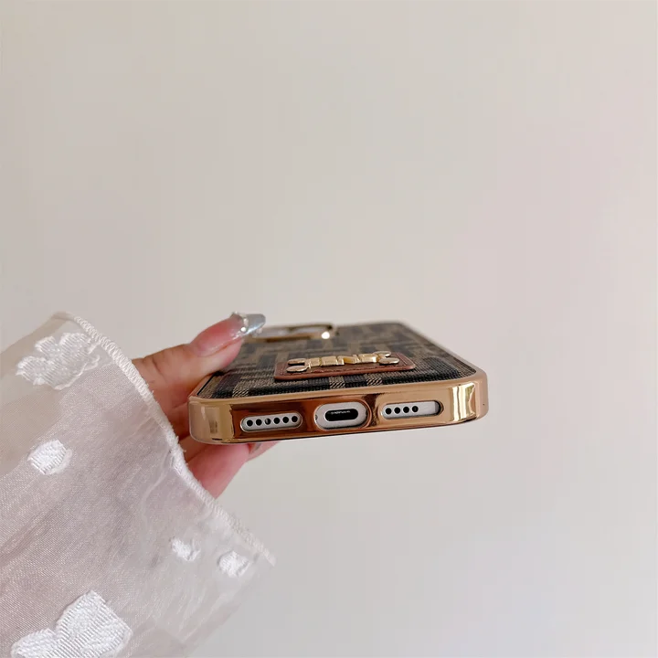 Fendi iphone17ケース メンズ
