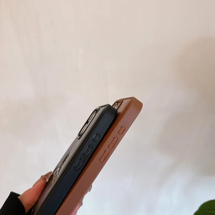 ヴィヴィアンiphone17pro携帯ケース 本革 レザー