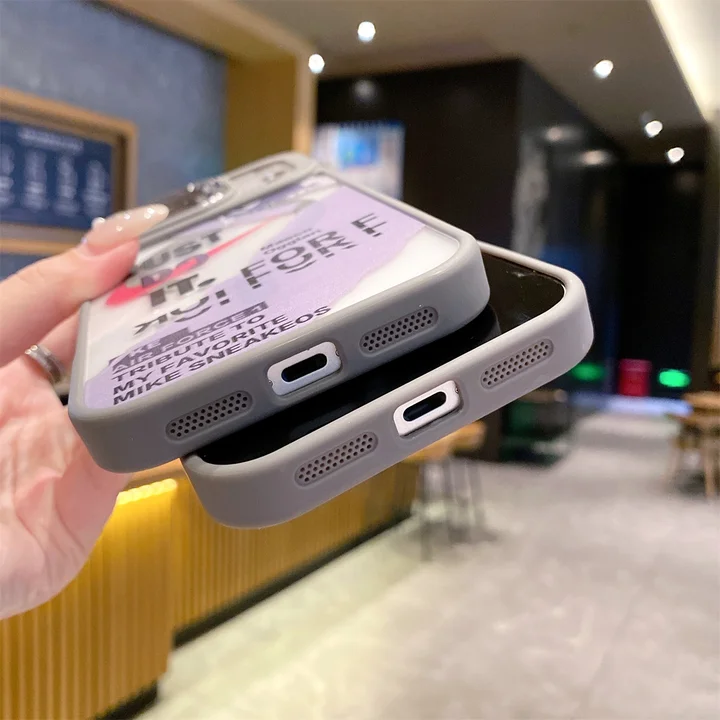 ナイキiphone17proケース レンズスタンド