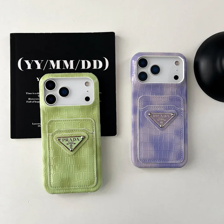 Prada iphone17proケース クロコダイル柄