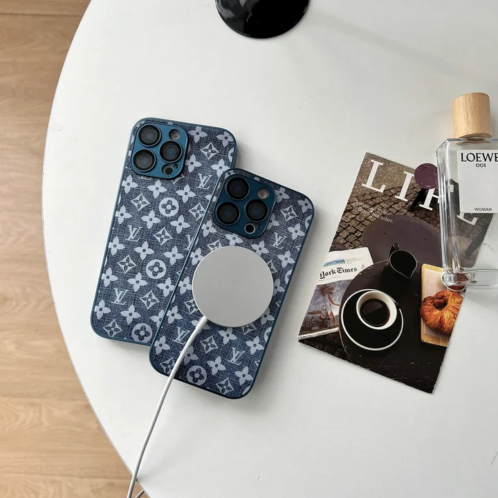 vuitton iphone17proケース カメラフィルム付き