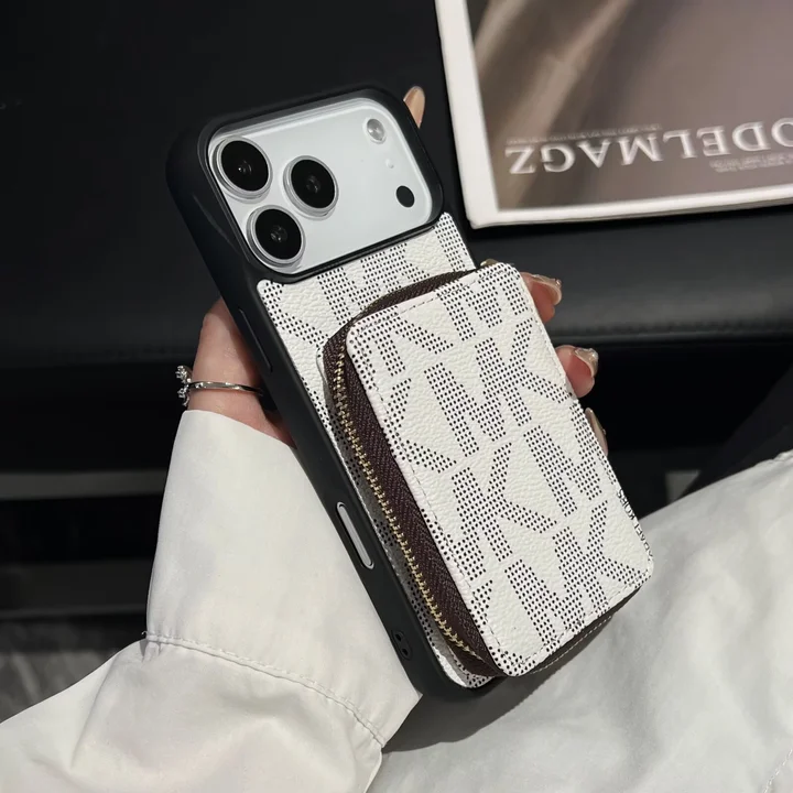 マイケルコースiphone17promax携帯ケース 背面 手帳型