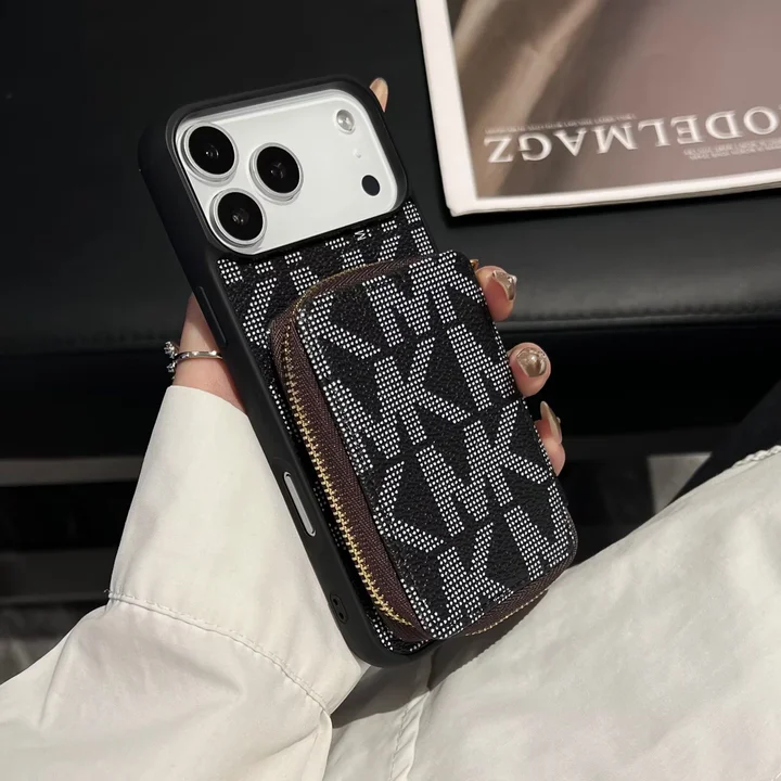 マイケルコースiphone17promaxレザーケース