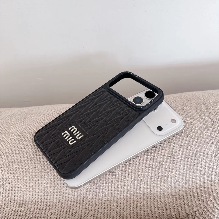 miumiu iphone17promaxケース 金箔押し