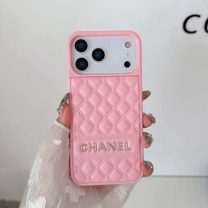 CHANEL スマホケース 17