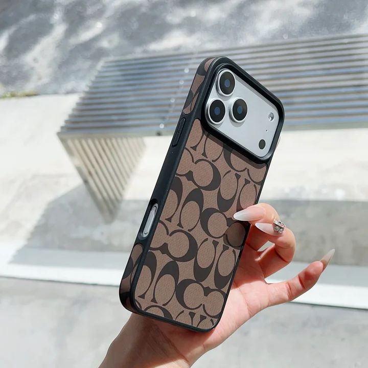 coach iphone17promaxカバー レンズ保護