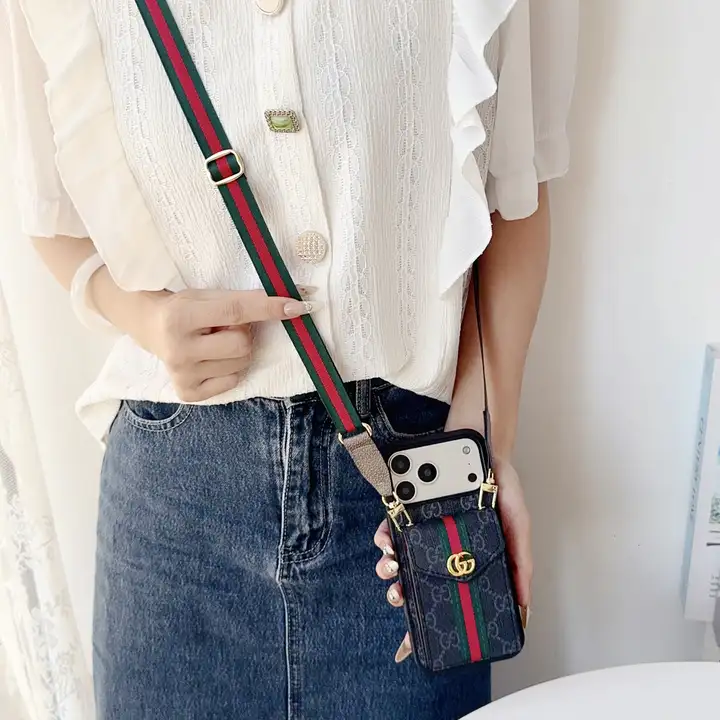 グッチ galaxy s25ショルダーケース