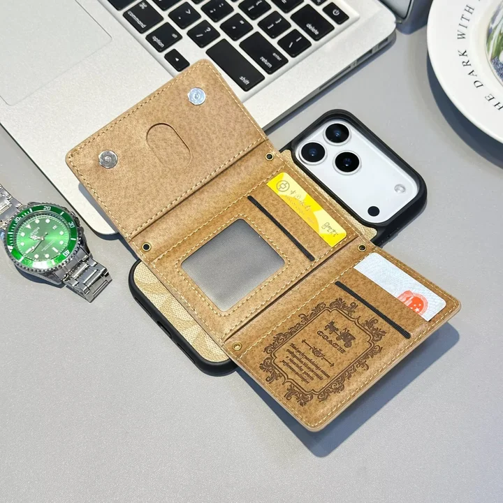 Coach iphone17ケース マグネット