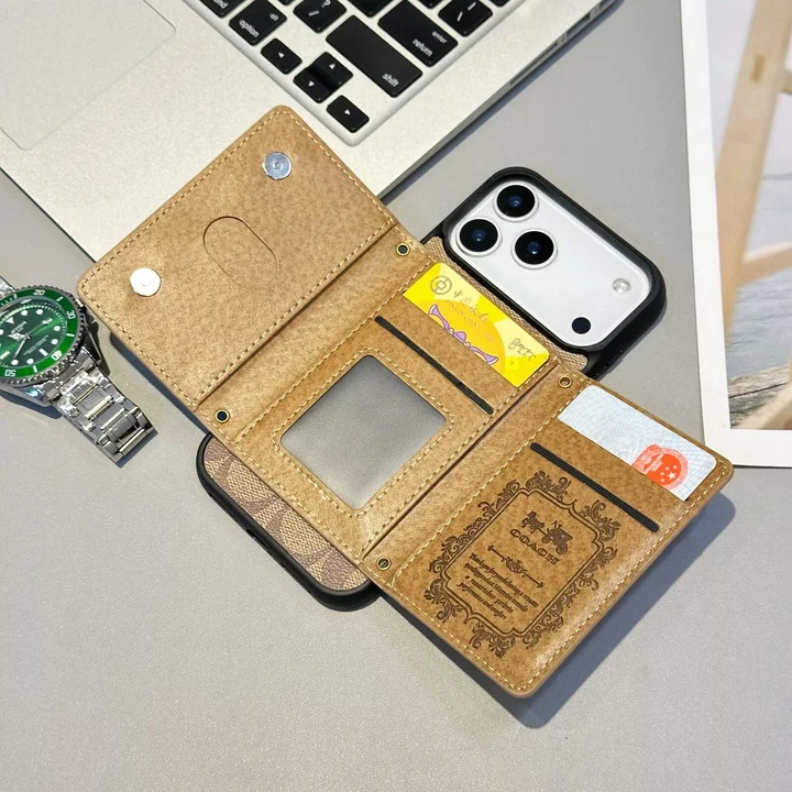 Coach iphone17promaxケース カードポッケト 付き