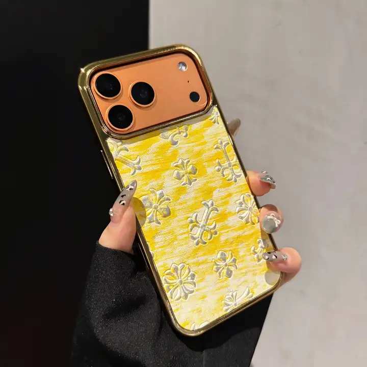 クロームハーツiphone17ケース 側がわ ゴールド