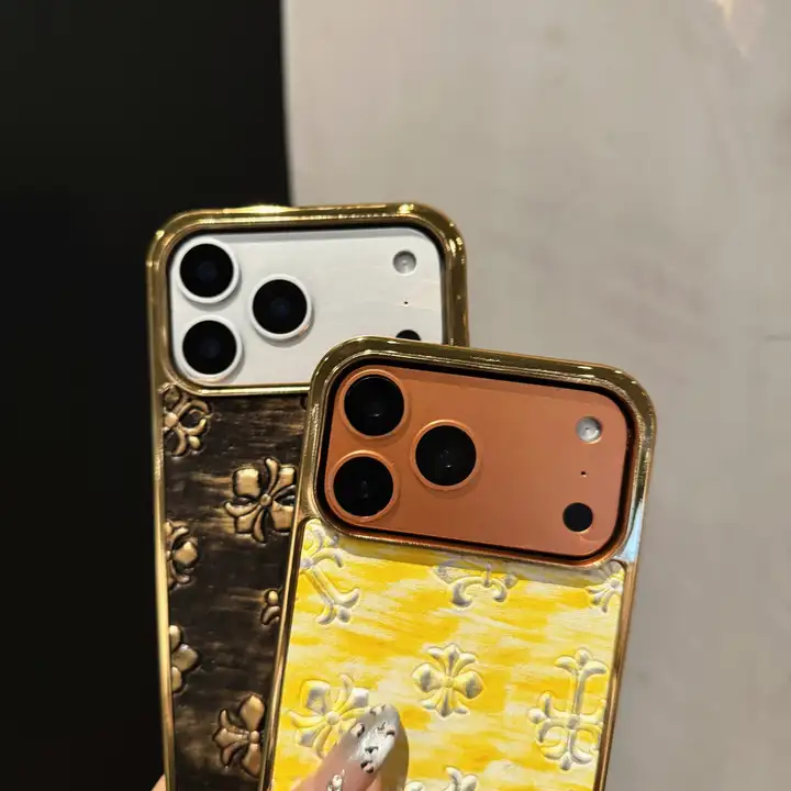 クロームハーツiphone17ケース 側がわ ゴールド