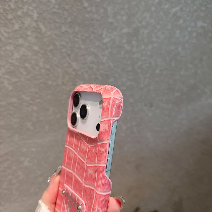 プラダiphone17ケース ワニ柄