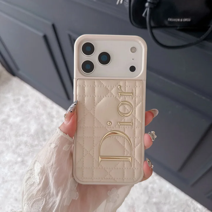 dior iphone17proケース ゴールドロゴ