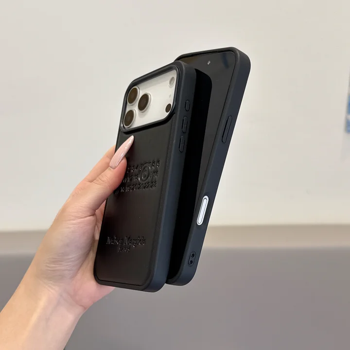 メゾン マルジェラ iphoen17ケース MM6