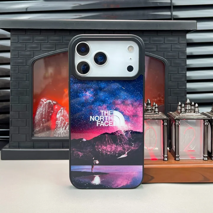アウトドアブランド ノースフェイスiphone17promaxケース